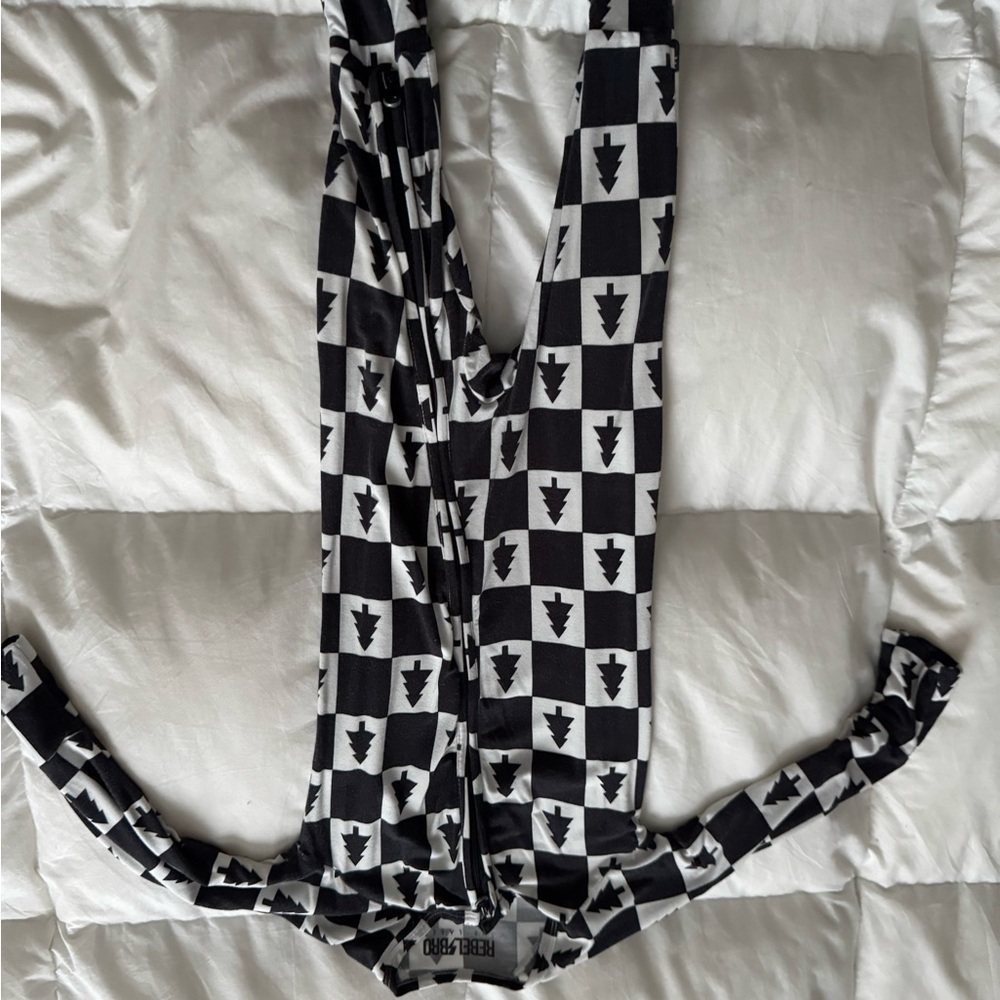 Black and White Geometric Patterned Bamboo